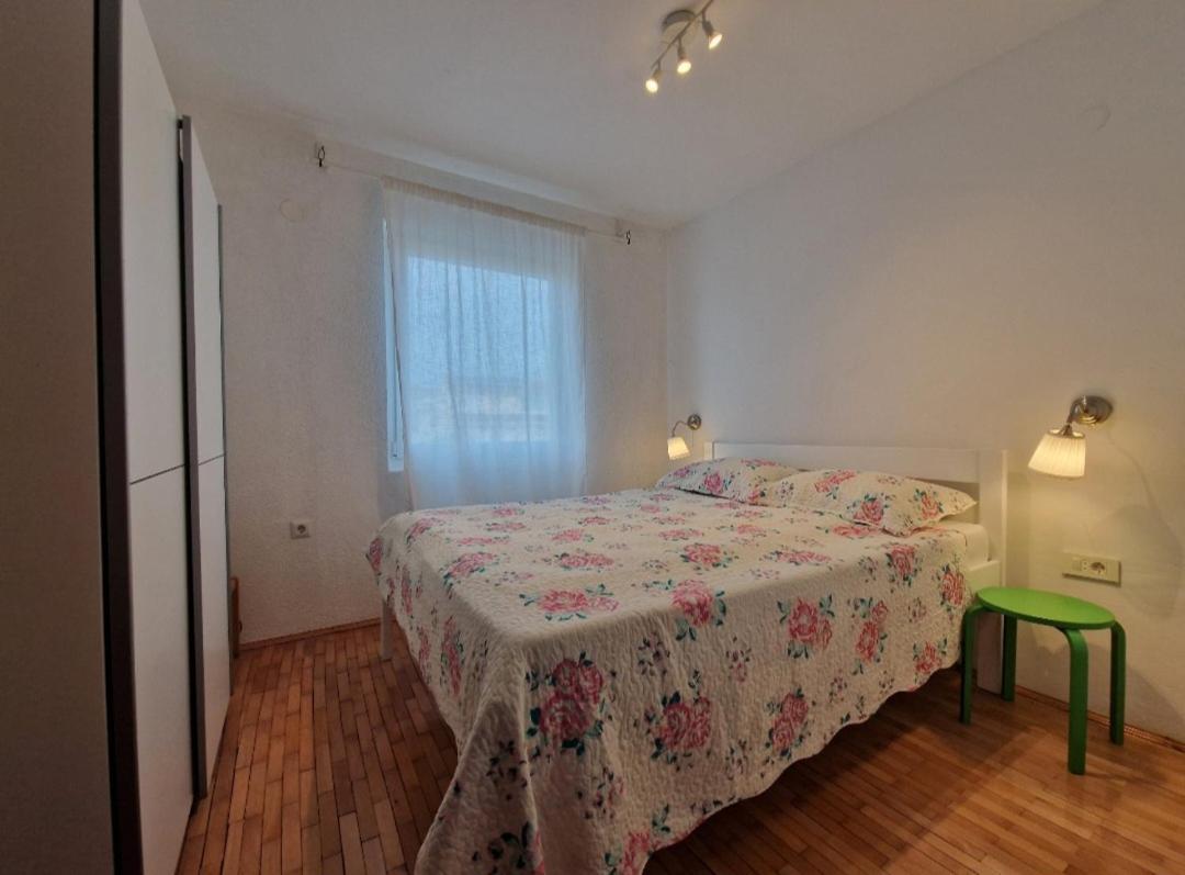 Apartments Lucija-Klara Brodarica Szoba fotó